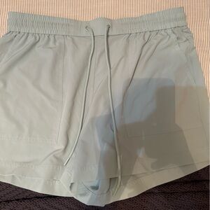 Lou & Grey Light Green Women's Shorts